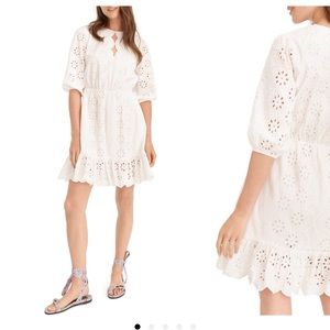 Like new JCrew Scalloped tie waist eyelet dress